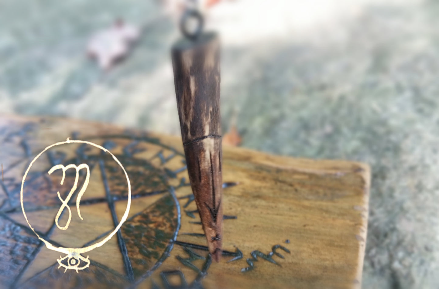 Witches Finger Tip Pendulum