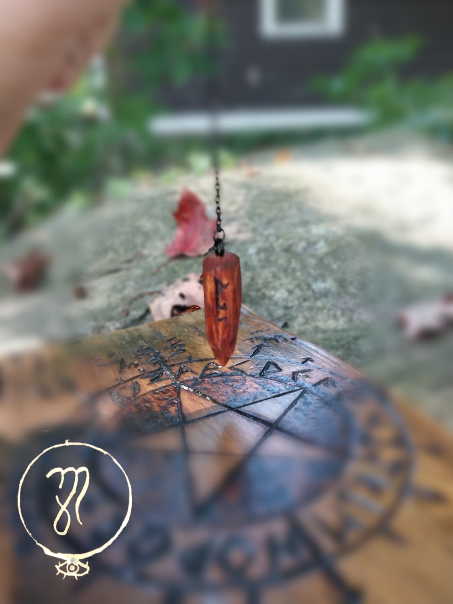 Psychic Power, Small Wooden Decorative Pendulum